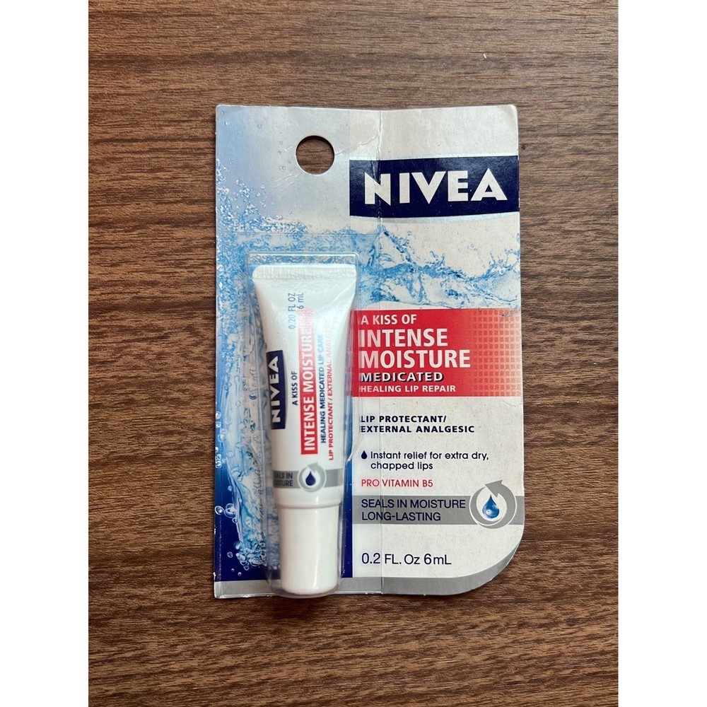 Nivea A Kiss Of Moisture Medicated Lip Protectant Exp 4/2013